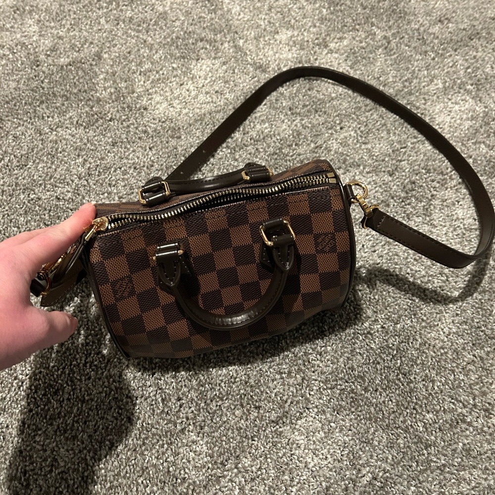 Mini crossbody